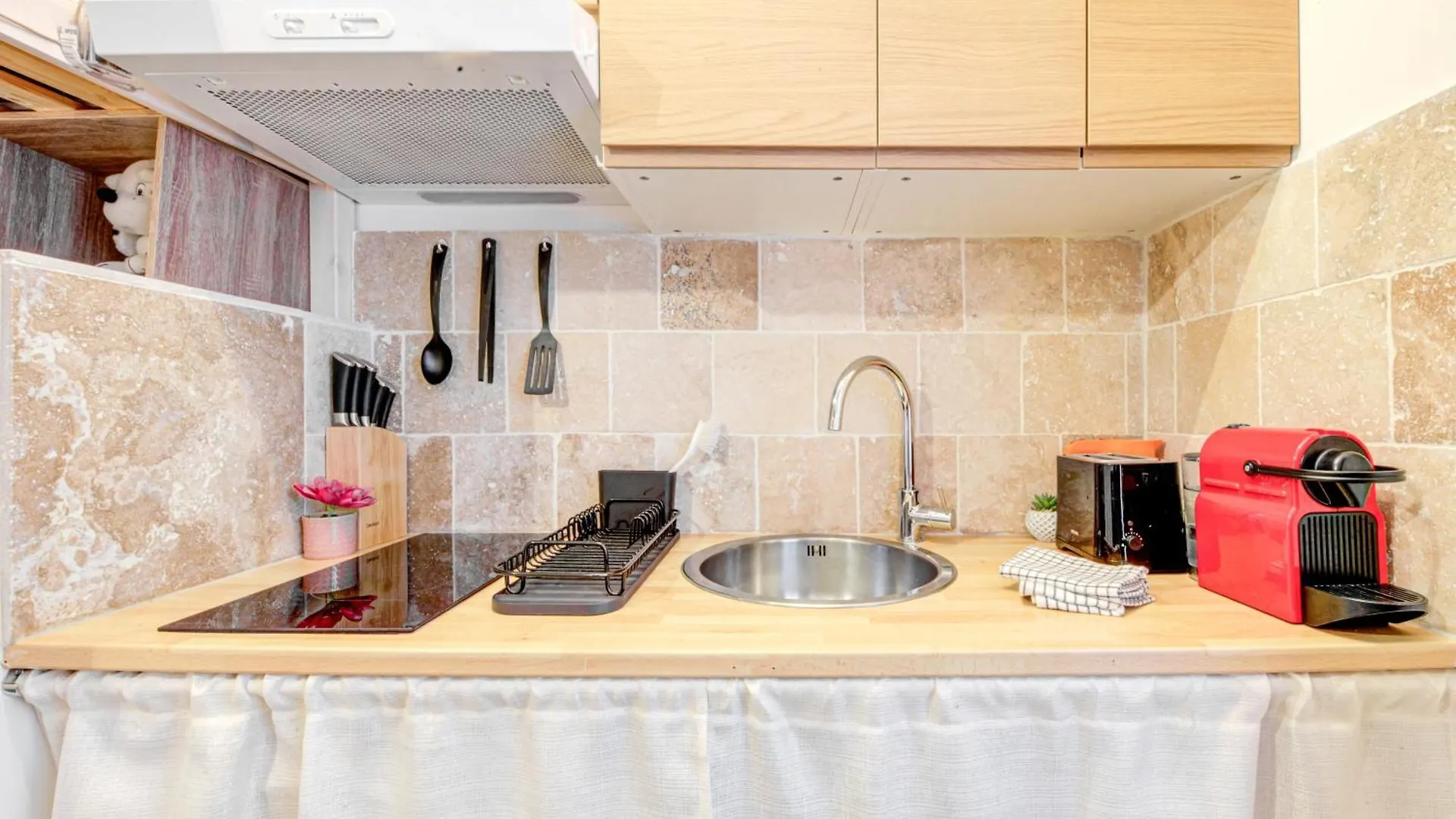 Petit Appartement Cosy Quartier Branche Entre Bastille Et Nation Paris 0*,  France